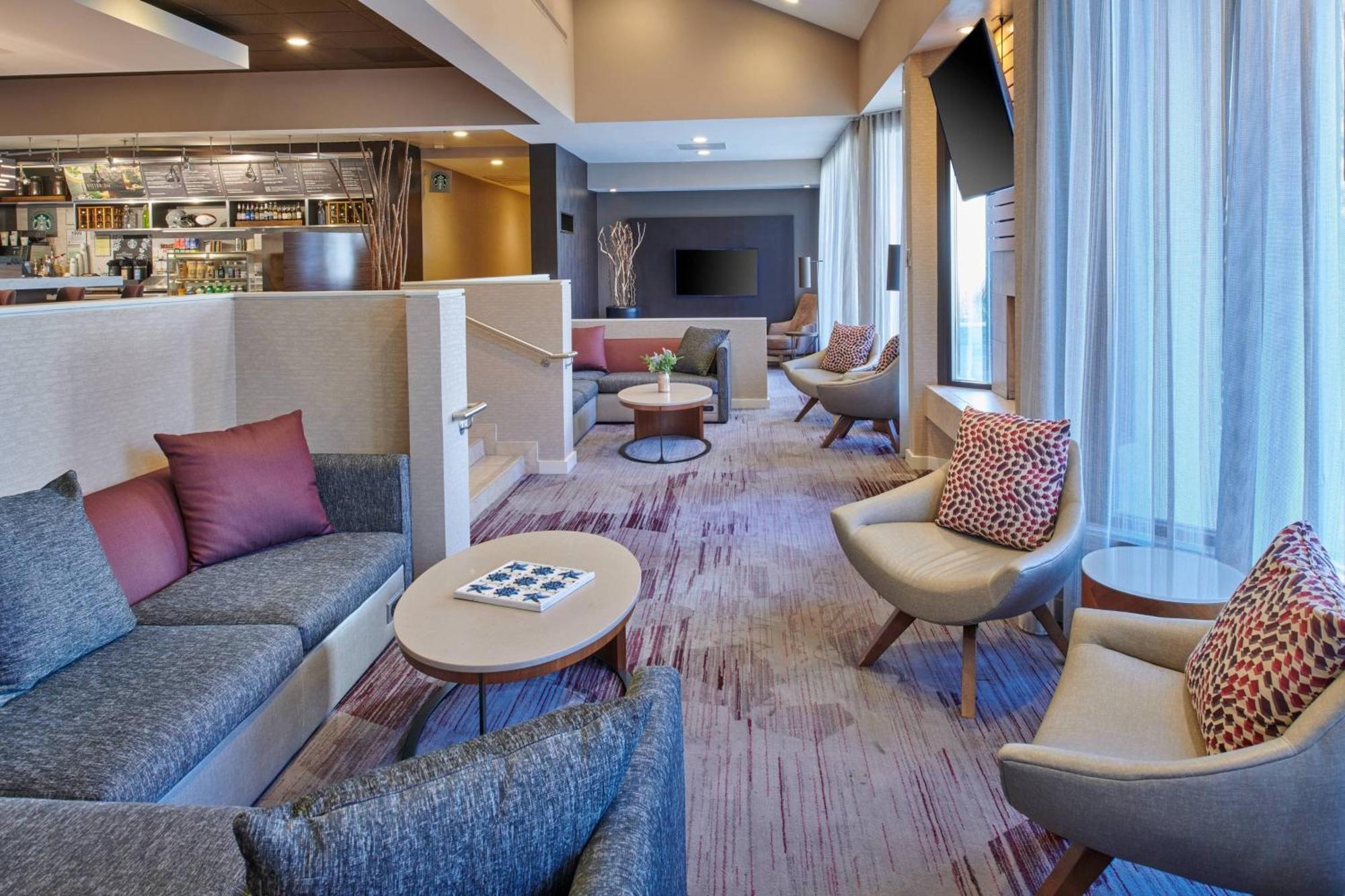 Courtyard By Marriott Detroit Warren Hotel Exterior photo